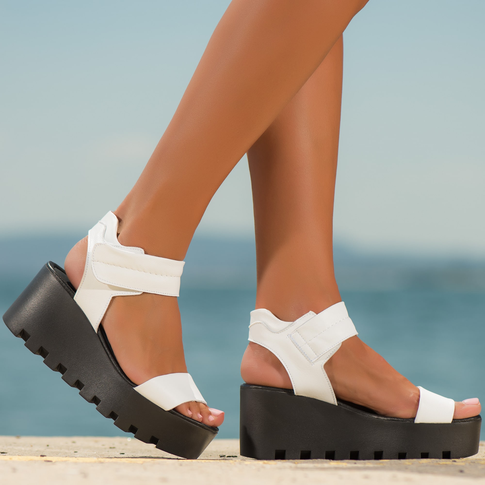 Venice Platform sandals , White Color