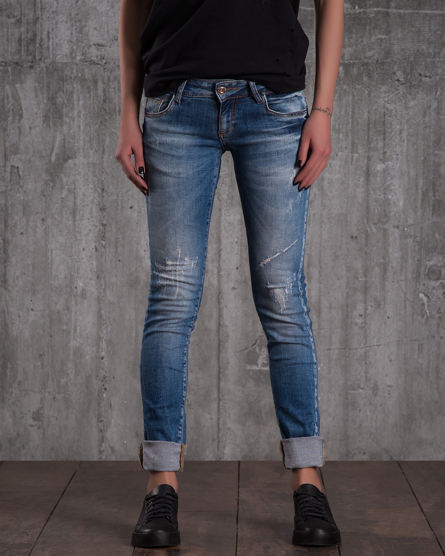 Monopoly Jeans, Blue Color