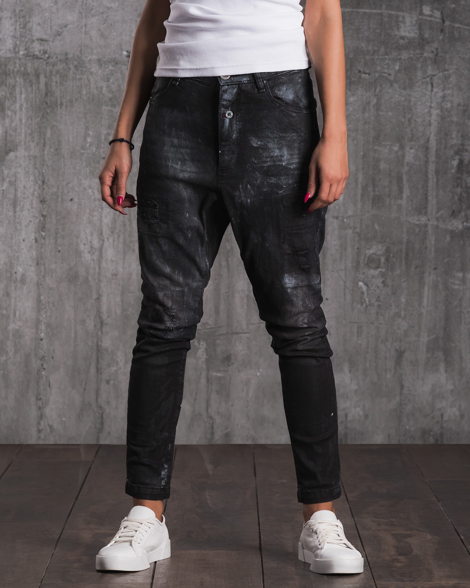 Six Figures Jeans, Black Color