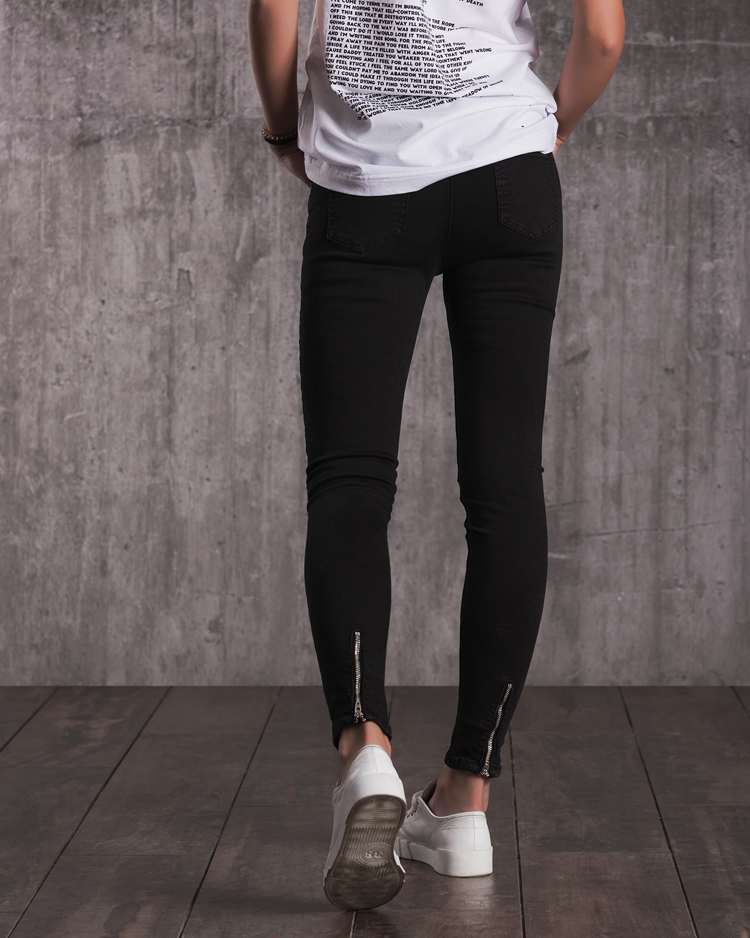 Real Deal Jeans With Zippers, Black Color