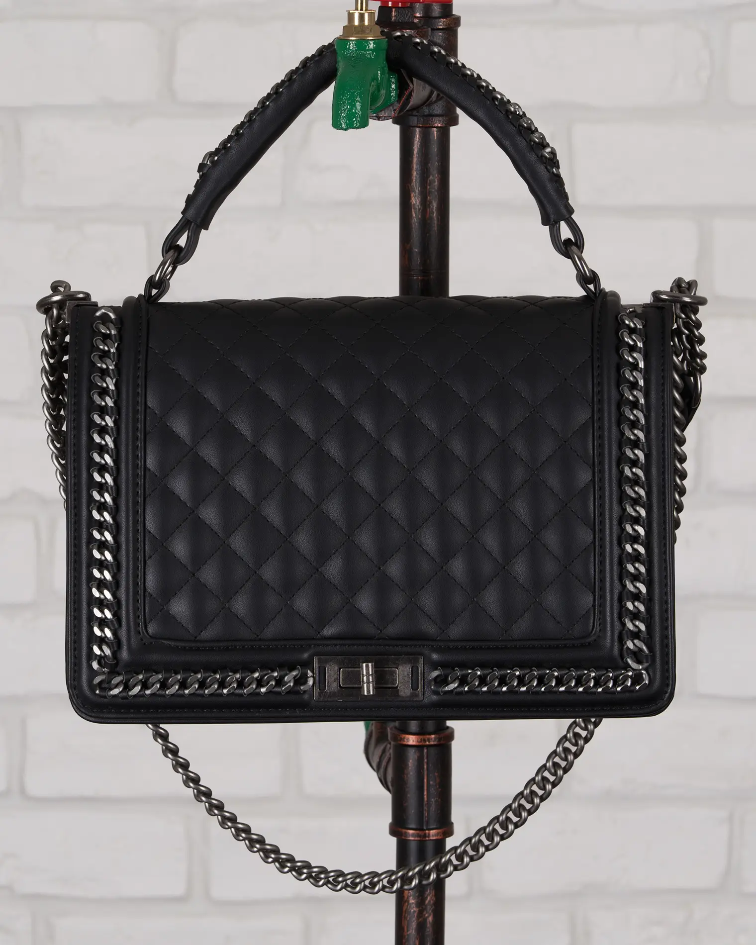 Prêt-à-Porter Elegant Bag, Black Color