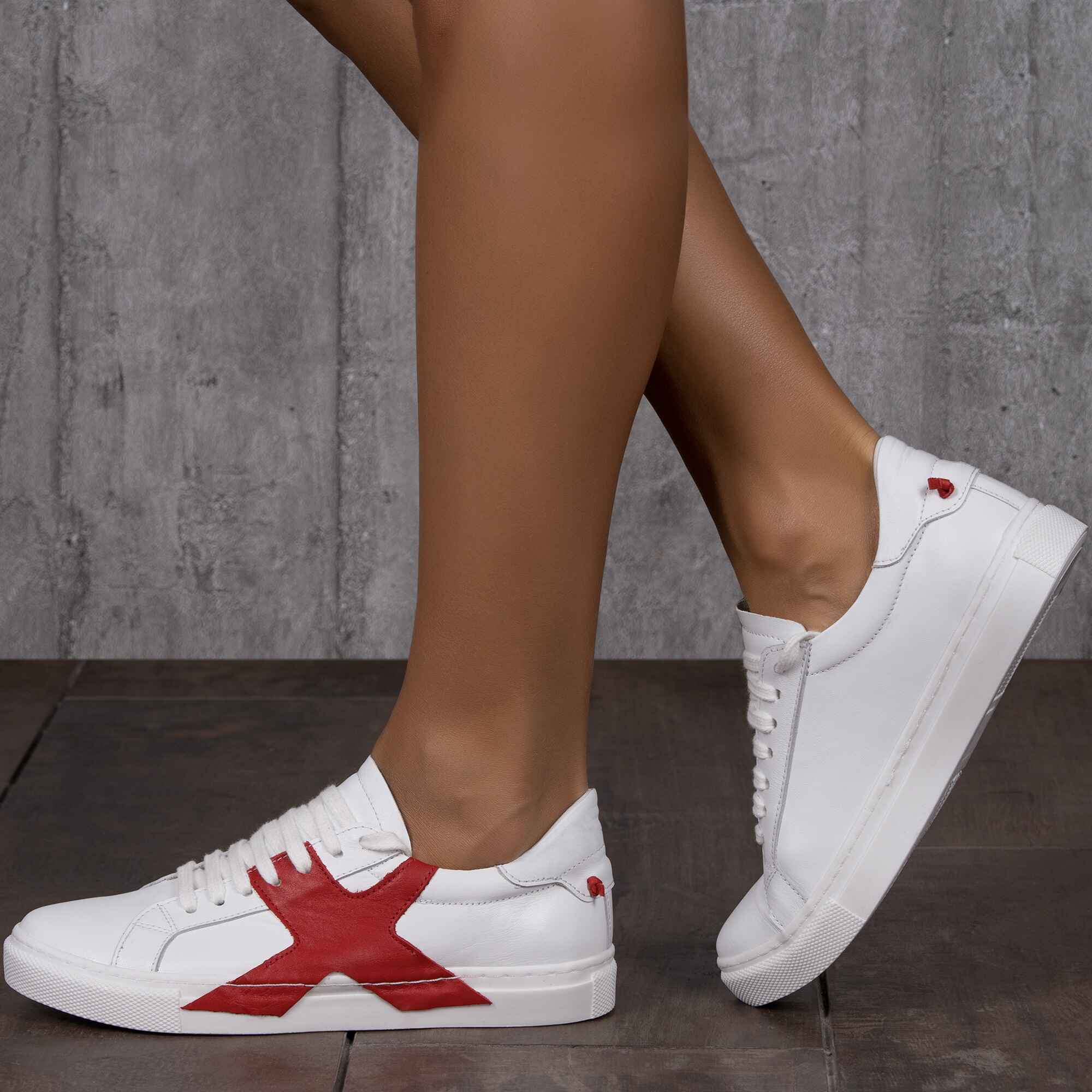 Go Flex Sneakers, White Color
