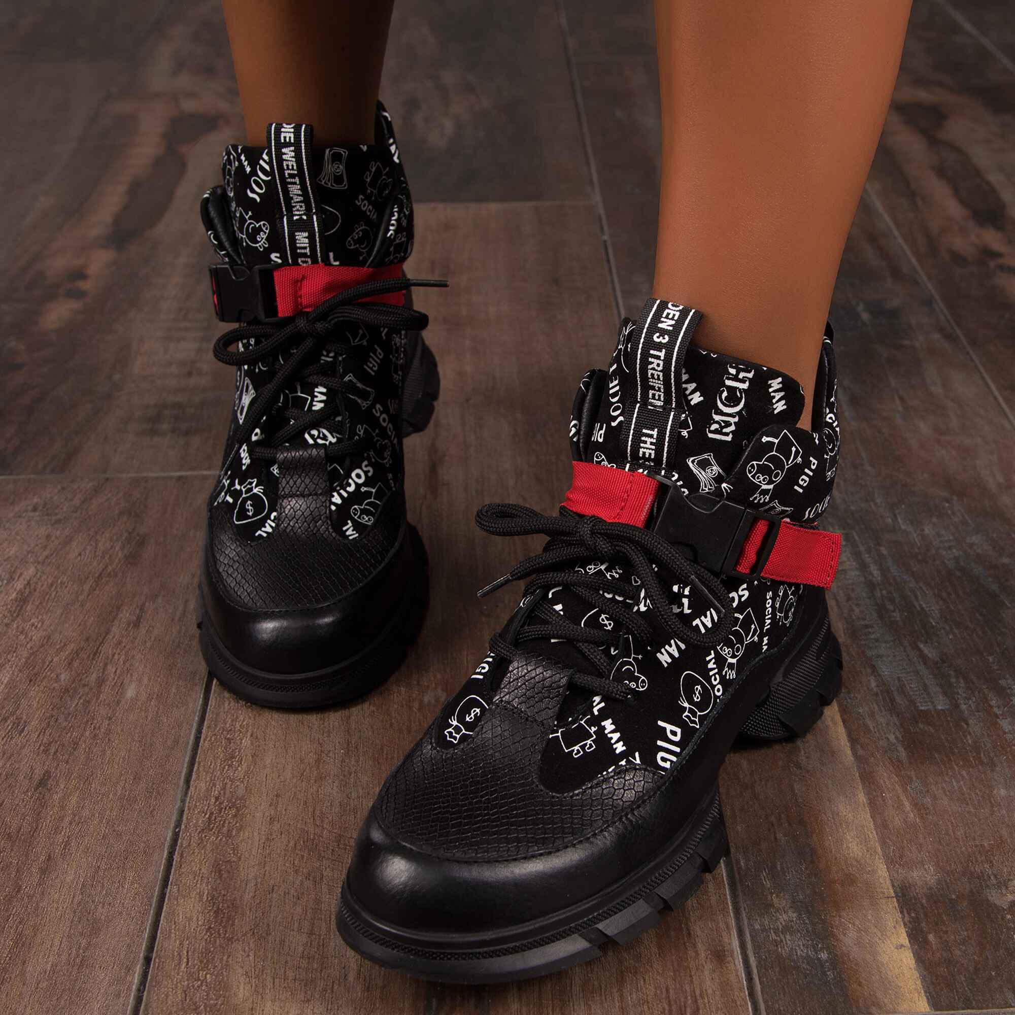 Offbeat Graphic Ankle Boots, Black Color