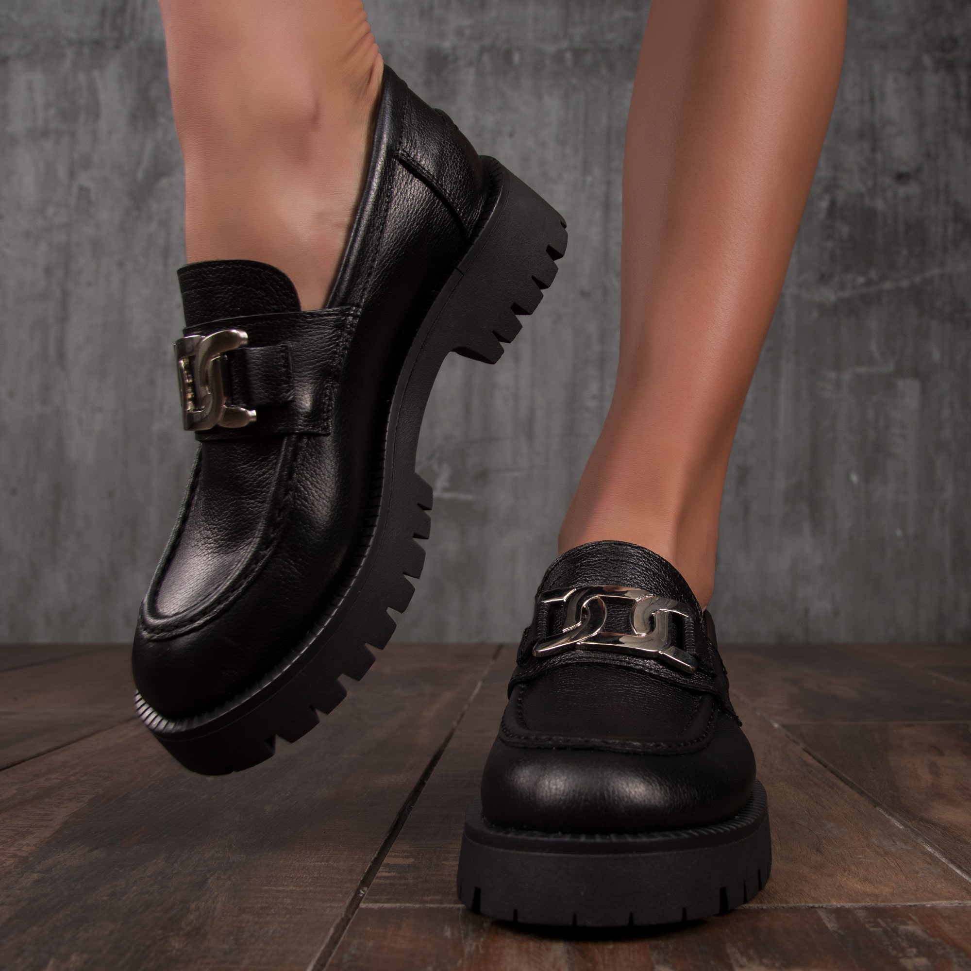 Washington Leather Loafers, Black Color