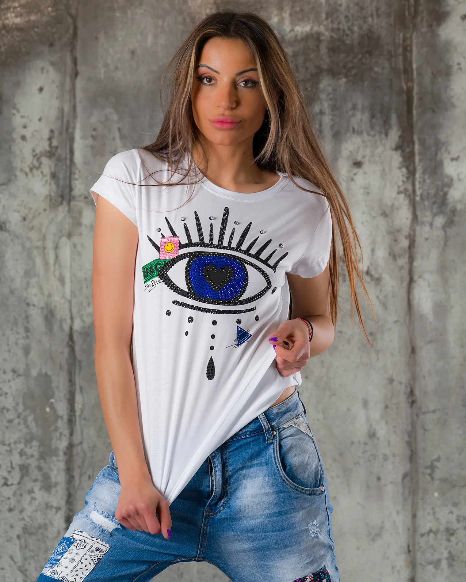 Heart Eyes T-Shirt, White Color