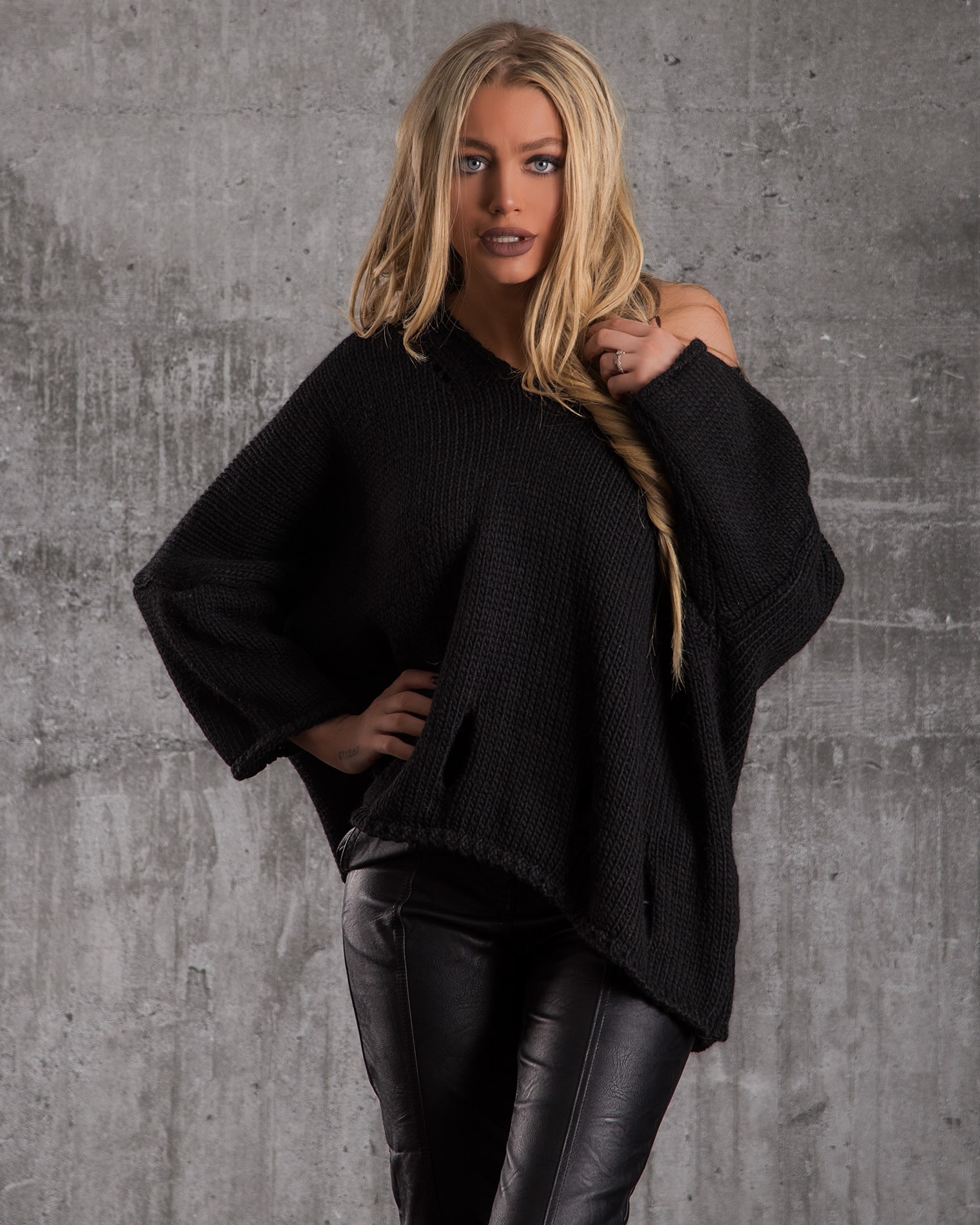 Enjoy Relaxed-Fit Sweater, Black Color