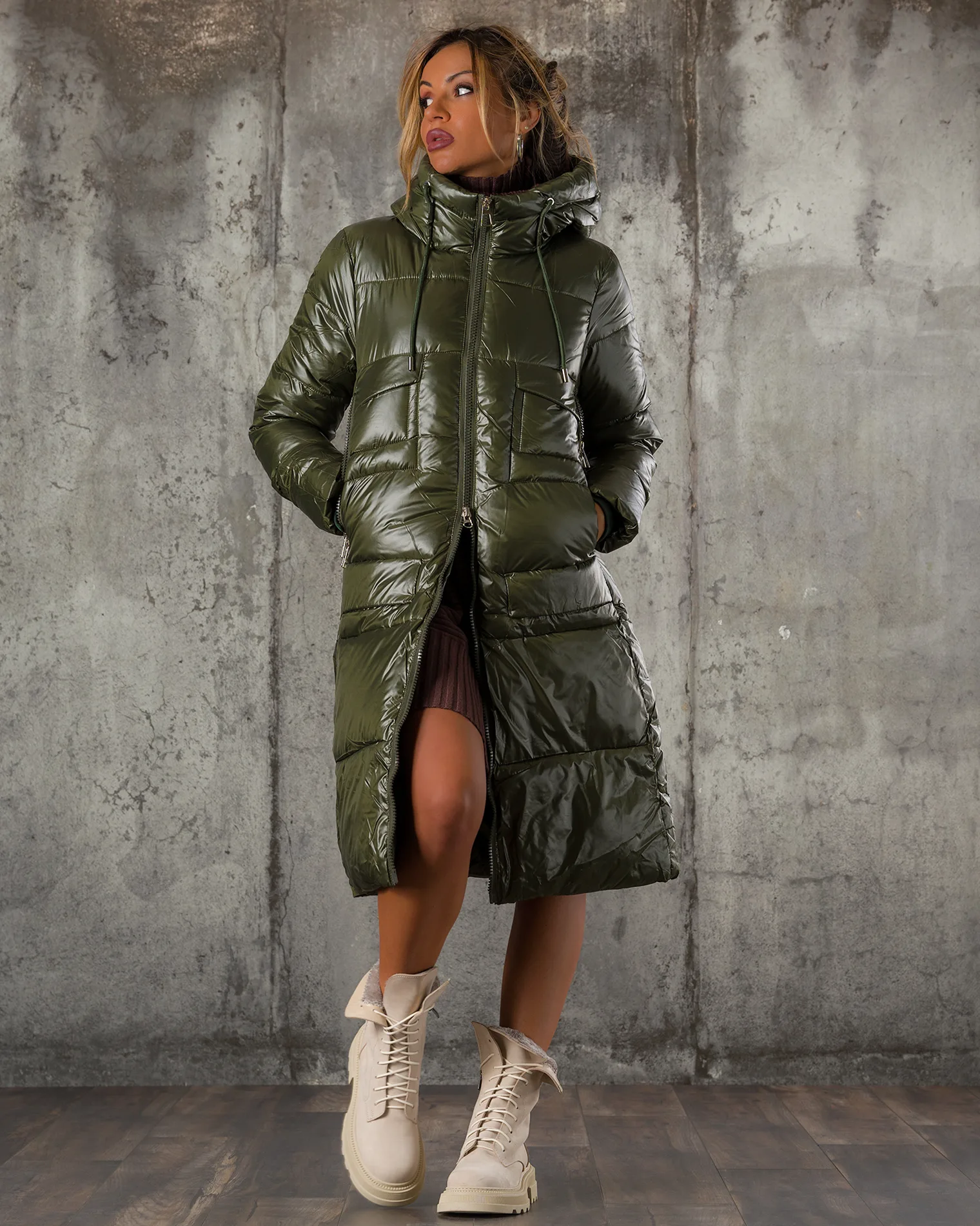 Extra Serving Jacket, Green Color