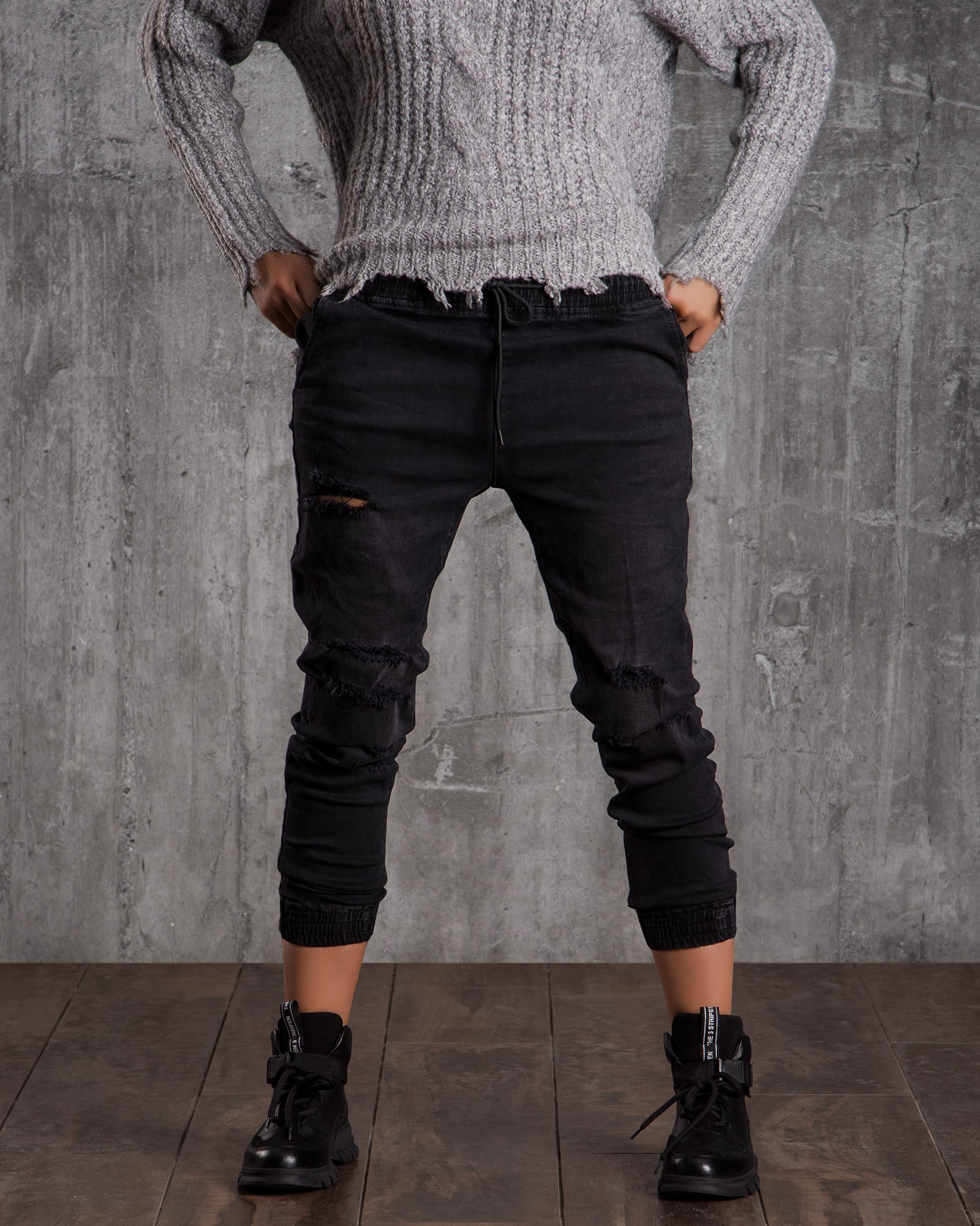 Chosen One Jeans With Drawstring, Black Color