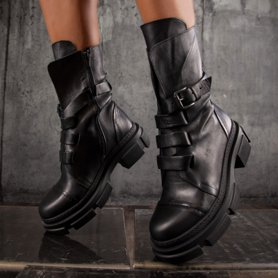 Toledo Leather Boots, Black Color