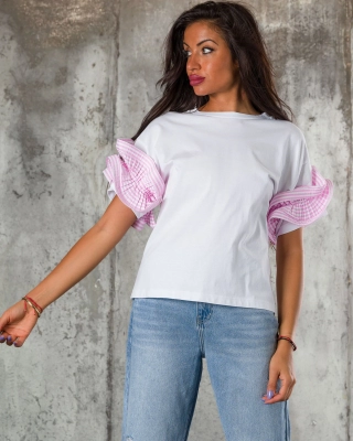 It's Giving T-Shirt, White Color