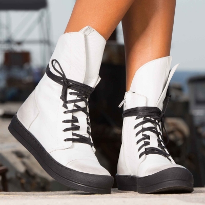 Invidia High top sneakers, White Color
