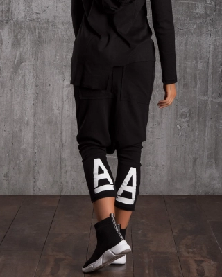 A Game Drop crotch pants, Black Color