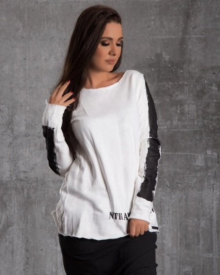 America Top With Graphics, White Color