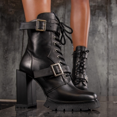 In The Zone Heeled Boots, Black Color