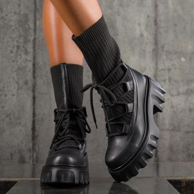 Level Up Boots, Black Color