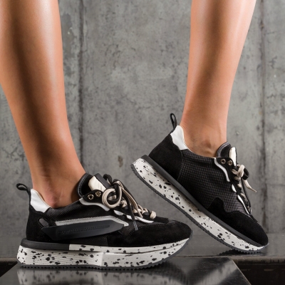 State Of Mind Trainers, Black Color
