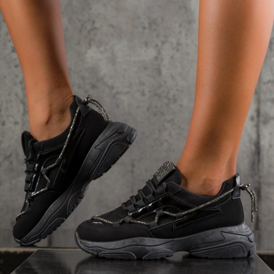 Evora Trainers, Black Color