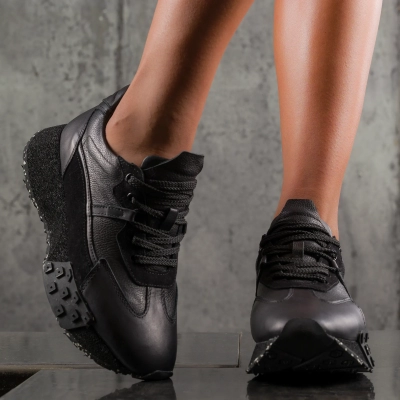 Dream Team Trainers, Black Color