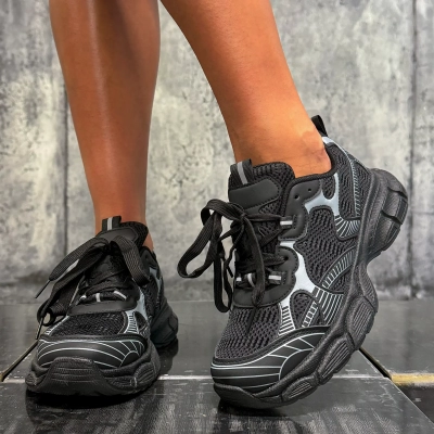 Example Trainers, Black Color