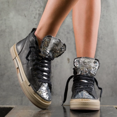 Illuminate Sneakers, Black Color