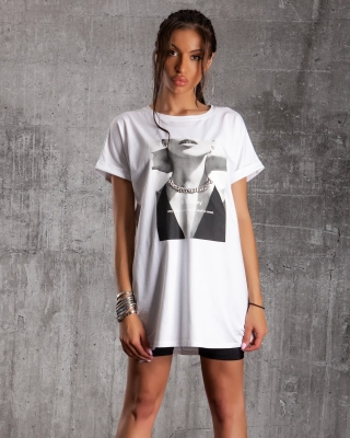 Malena T-Shirt with Chain Accent, White Color