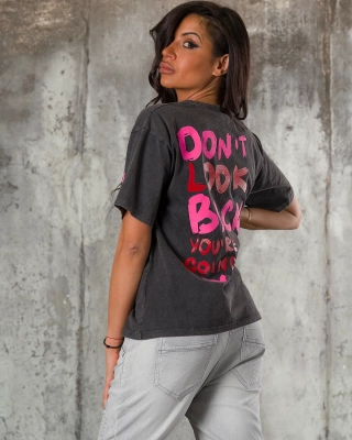 Don't Look Back T-Shirt, Black Color