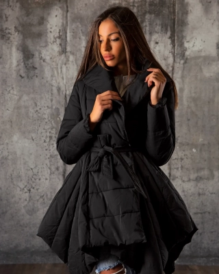 Formia Jacket With A Belt, Black Color