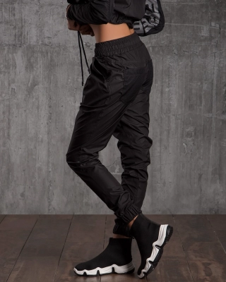 Skyline Jogger, Black Color