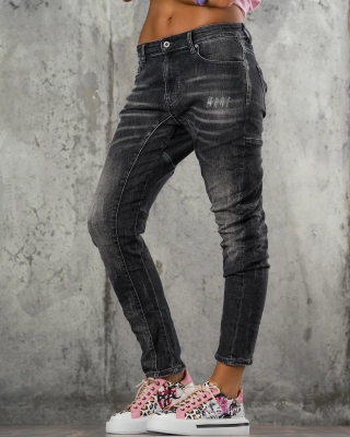 Mariette Jeans, Black Color