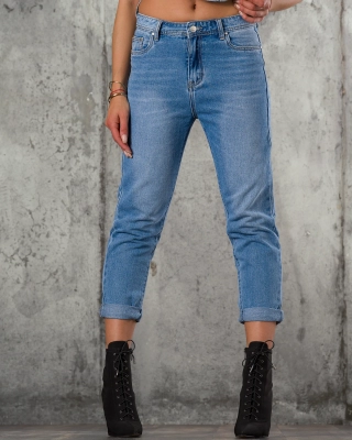 Claire Jeans, Blue Color