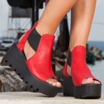 Florence Cut-out platform shoes , Black Color