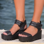 Venice Platform sandals , Black Color