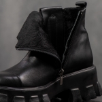 Solitary Leather Boots, Black Color