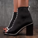 Sierra Heeled Boots, Black Color