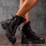 Motivo Leather Boots, Black Color