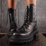 Factor Leather Boots, Black Color
