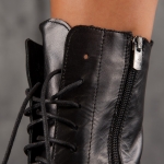 Factor Leather Boots, Black Color
