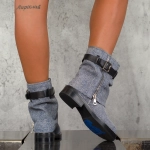 Боти Kristen, Син Деним