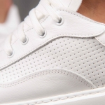 Metropolitan Leather Sneakers, White Color